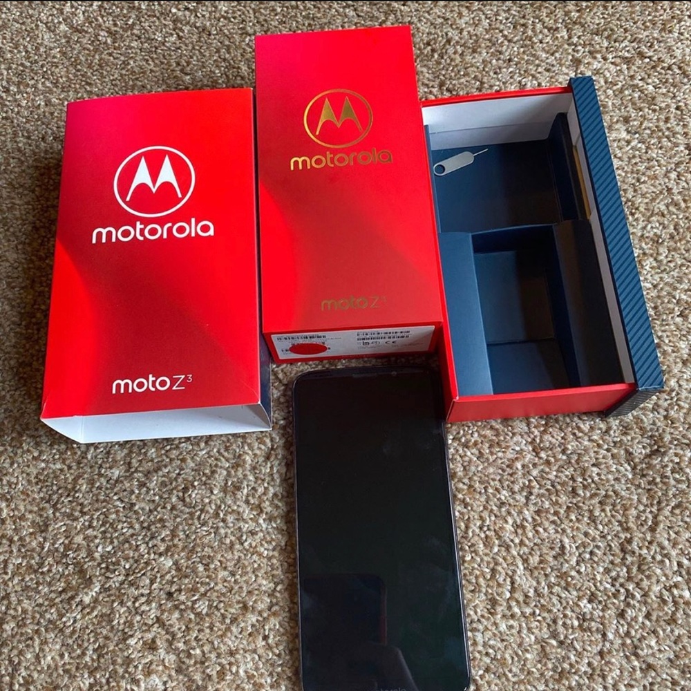 Moto Z3 Play